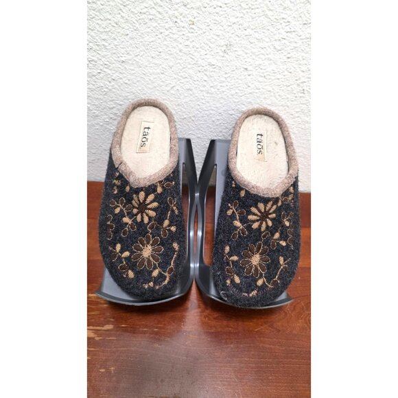 Taos Footwear Woodenness Embroidered 2 Slip-On Faux Fur Mule Size 40 EU 9-9.5 US - Picture 2 of 6